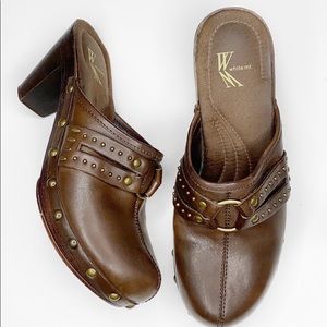 White MT. Brown Leather Comfort Clogs shoe…